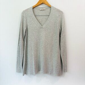 Loft V Neck Long Sleeve Gray Sweater, Size Small